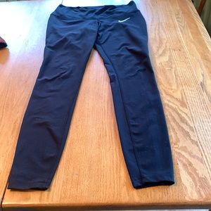 Women’s Nike Epic Luxe Trail Tights.